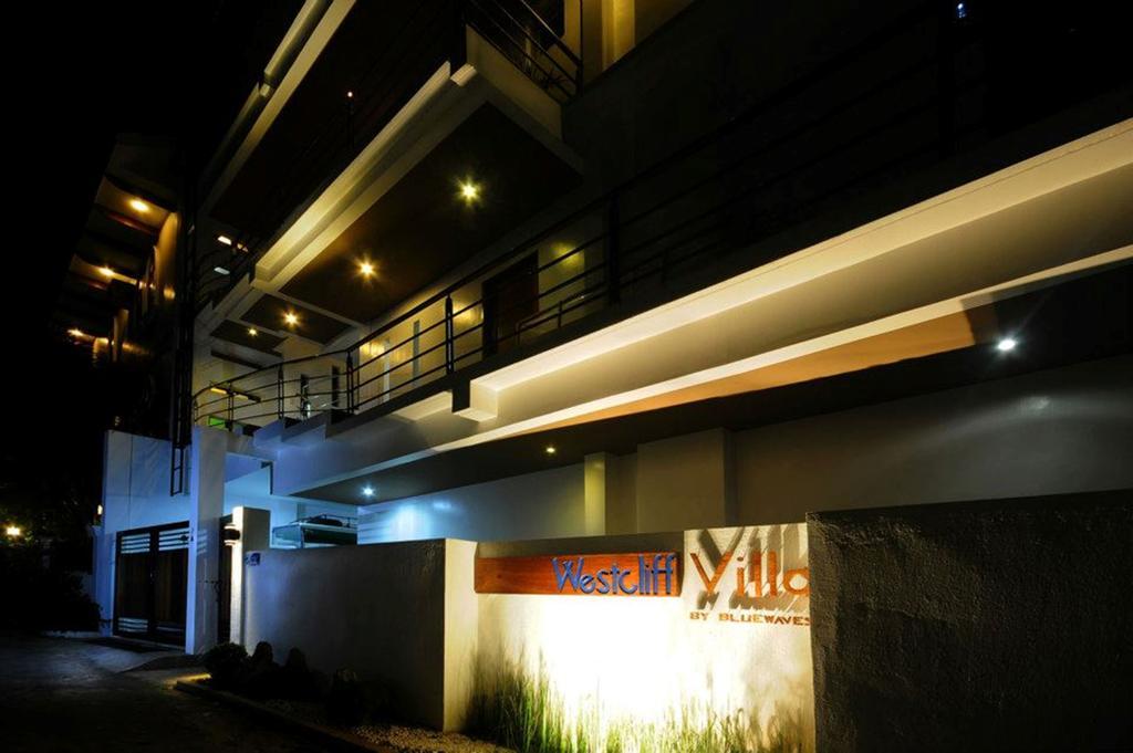 Balabag  Bluewaves Westcliff Villa מראה חיצוני תמונה