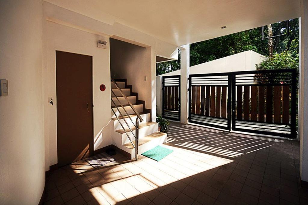 Balabag  Bluewaves Westcliff Villa מראה חיצוני תמונה