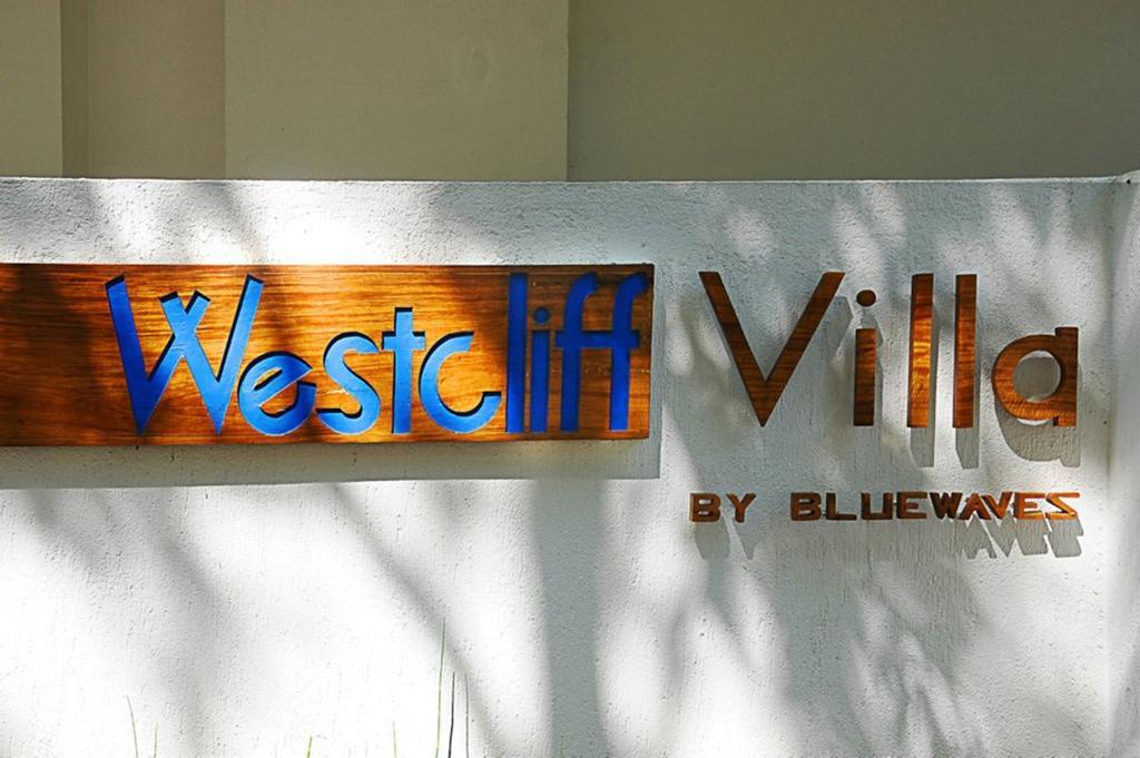 Balabag  Bluewaves Westcliff Villa מראה חיצוני תמונה
