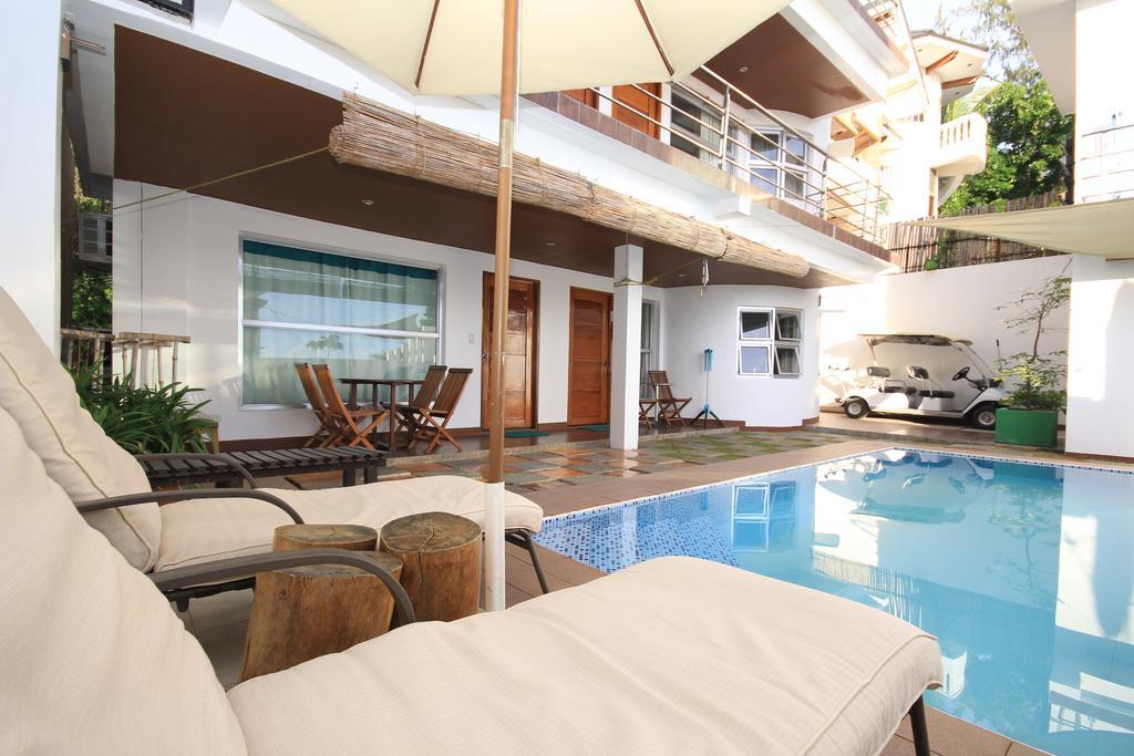 Balabag  Bluewaves Westcliff Villa מראה חיצוני תמונה